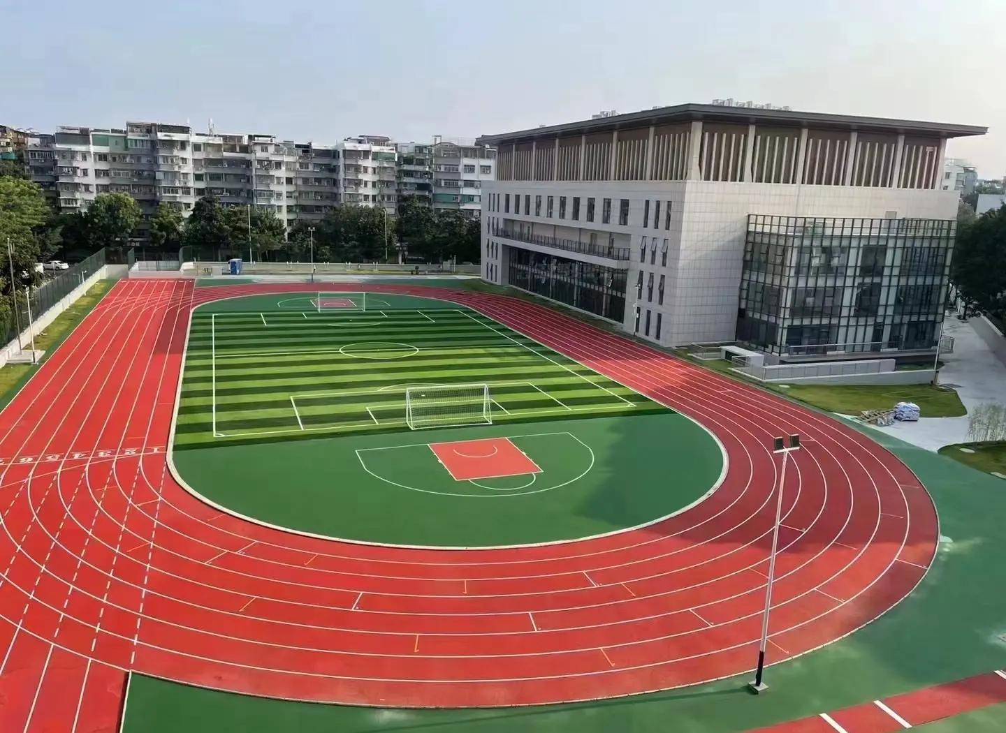 深圳市人造草坪塑胶篮球场 - 厂家